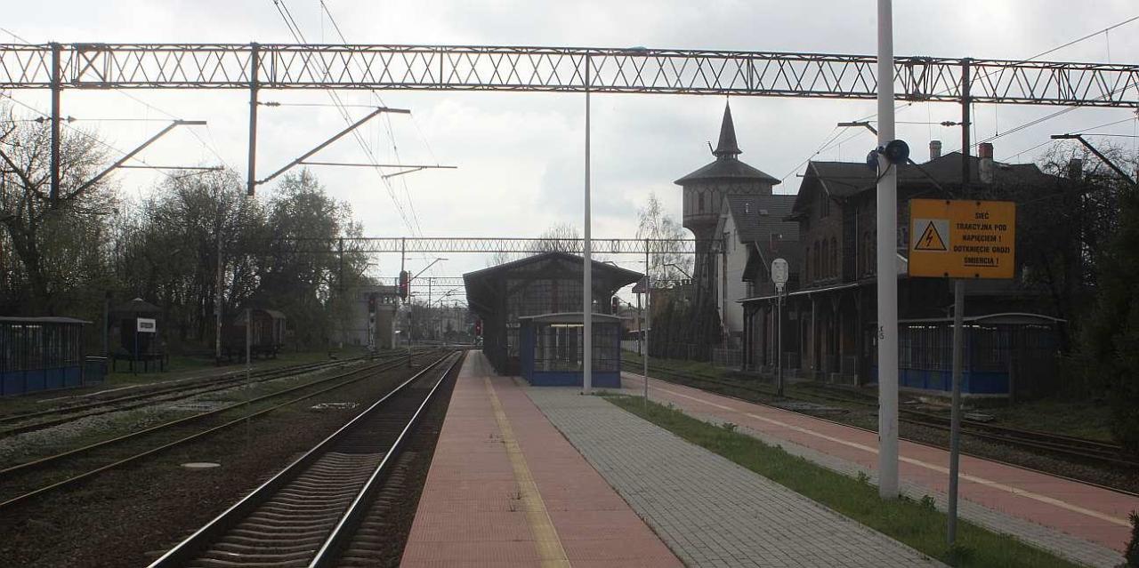 fot. octanq 
Widok na perony od strony Poznania Gł.; Obraz